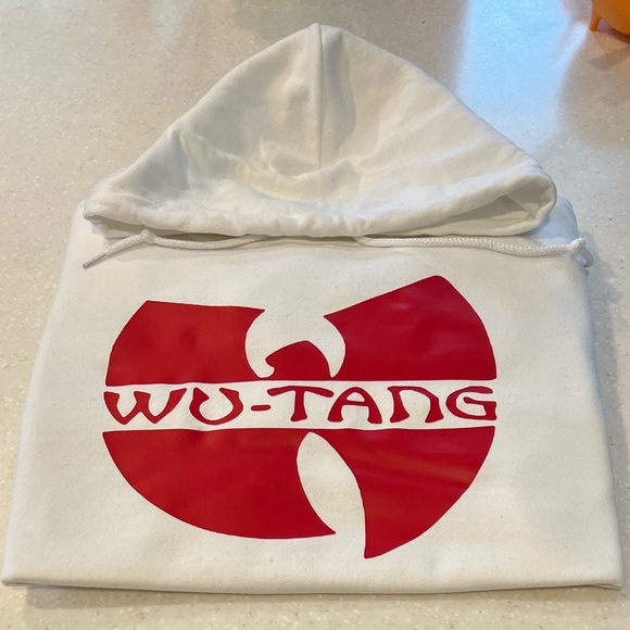 Brand New WU-Tang logo hoodie!!!! - Picture 3 of 5